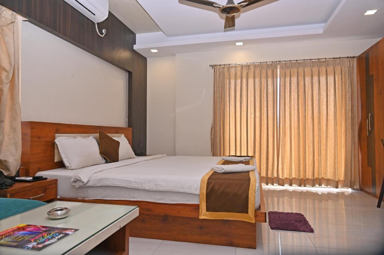 Hotel Silver Land New Digha With Rooftop Pool Exteriér fotografie