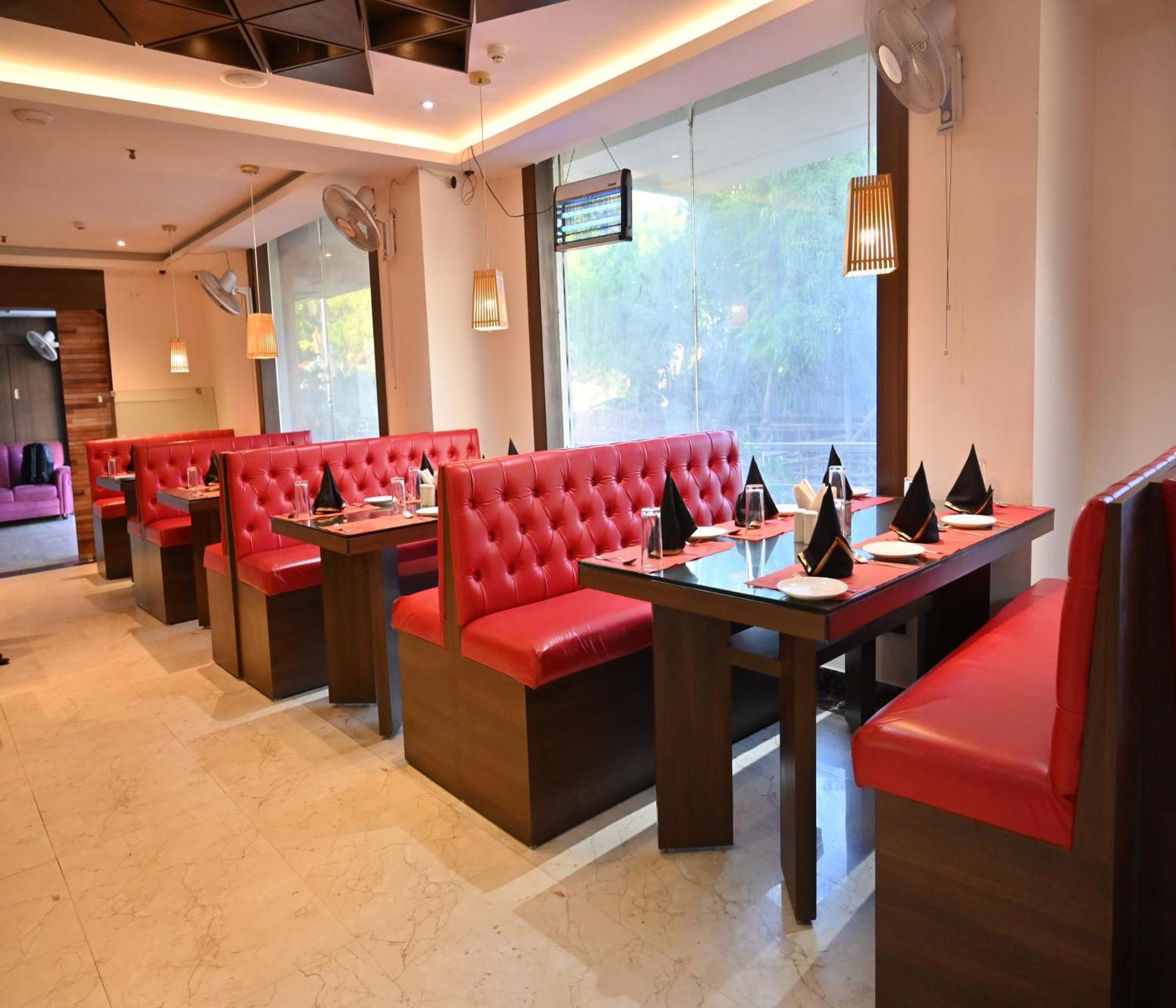 Hotel Silver Land New Digha With Rooftop Pool Exteriér fotografie