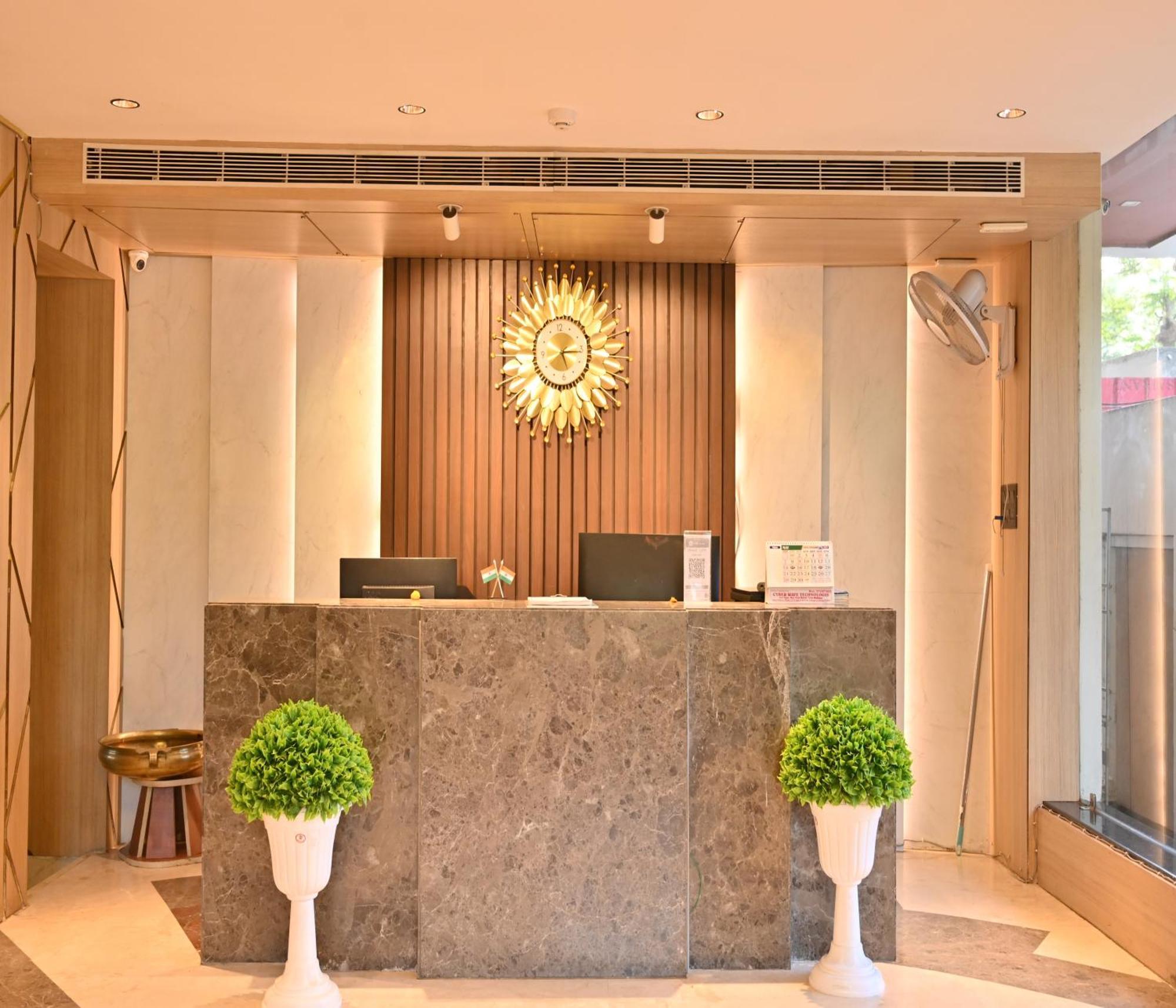 Hotel Silver Land New Digha With Rooftop Pool Exteriér fotografie