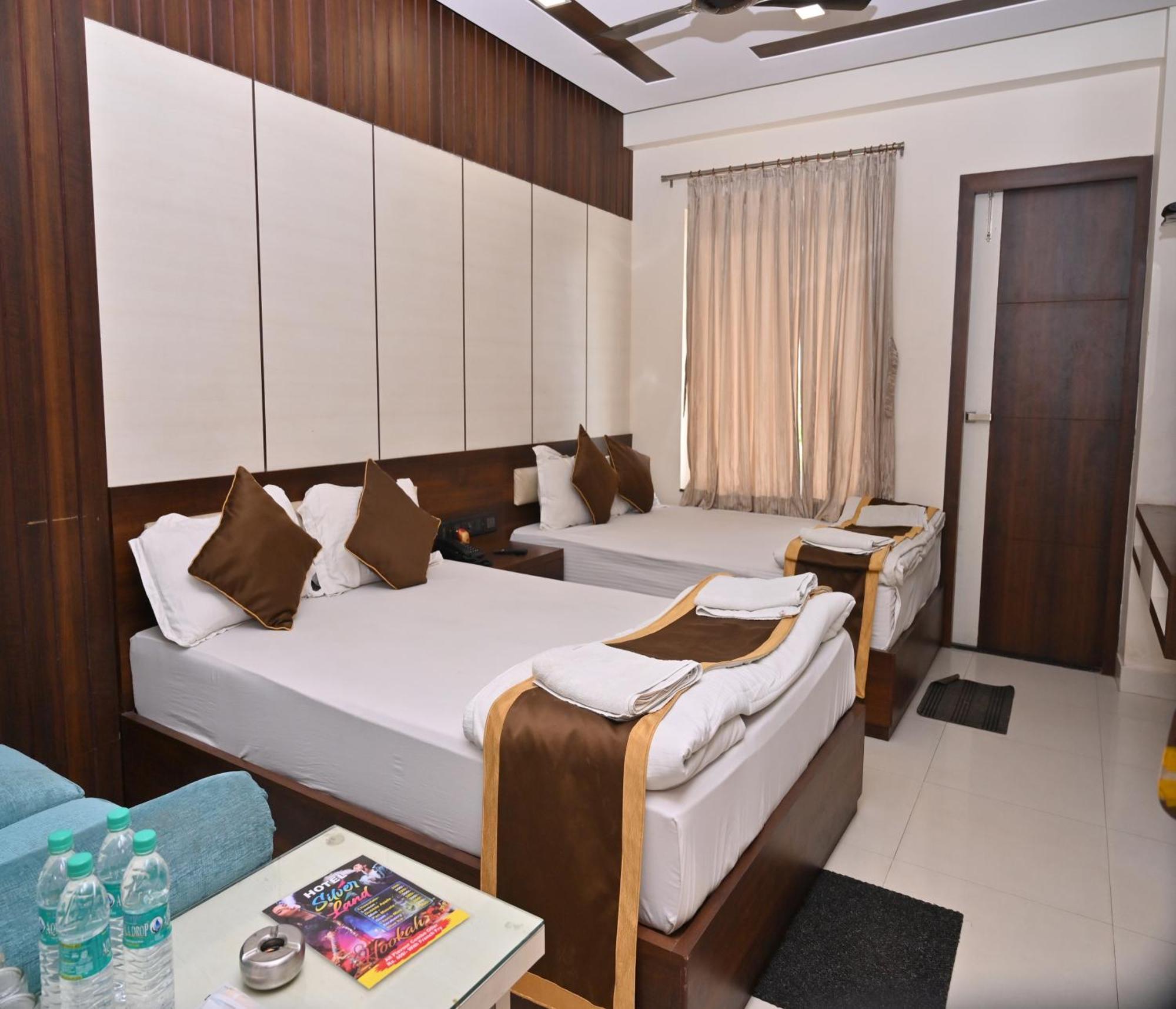 Hotel Silver Land New Digha With Rooftop Pool Exteriér fotografie