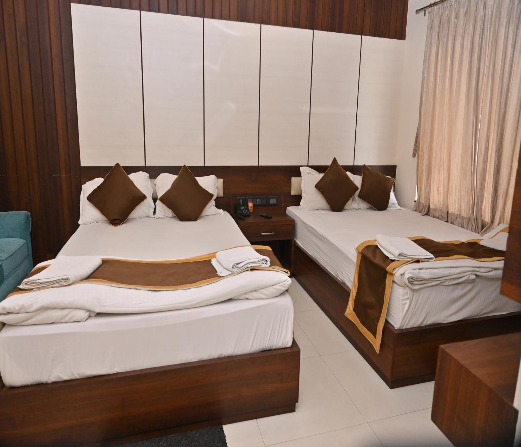 Hotel Silver Land New Digha With Rooftop Pool Exteriér fotografie