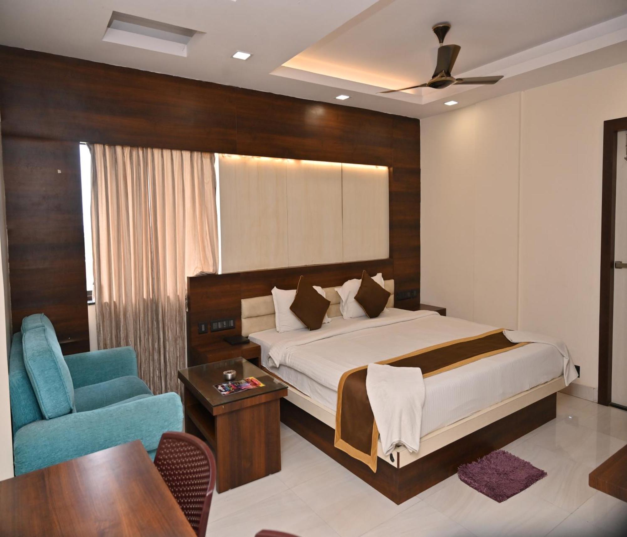 Hotel Silver Land New Digha With Rooftop Pool Exteriér fotografie