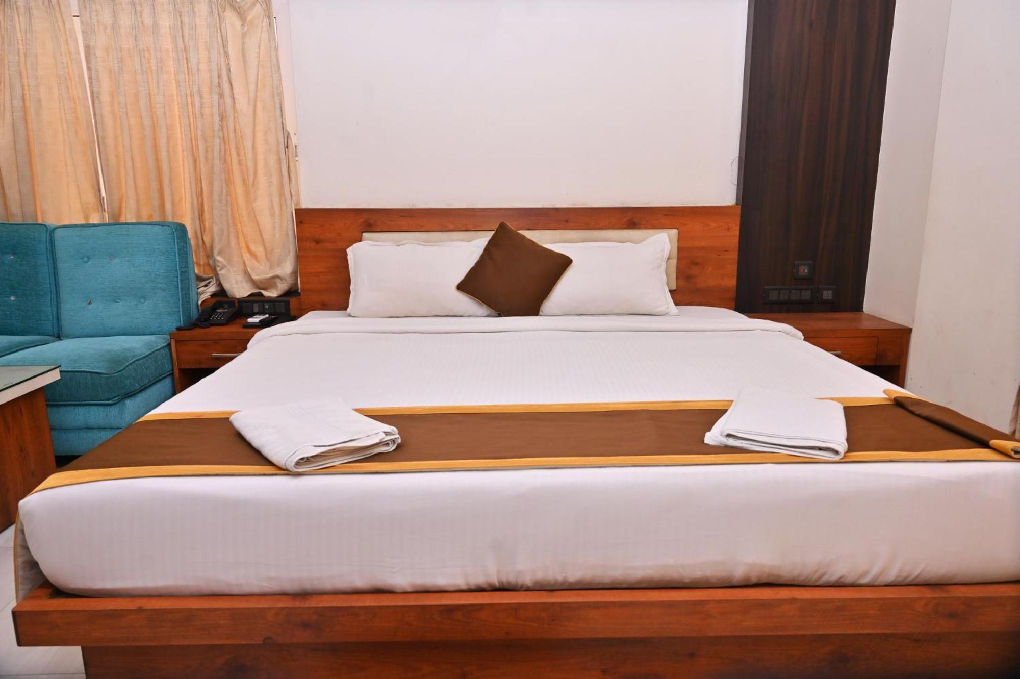 Hotel Silver Land New Digha With Rooftop Pool Exteriér fotografie